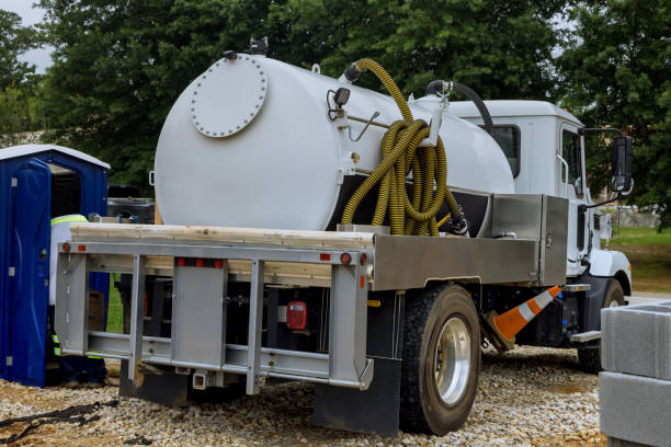 Portable Toilet Options We Offer in Scanlon, MN